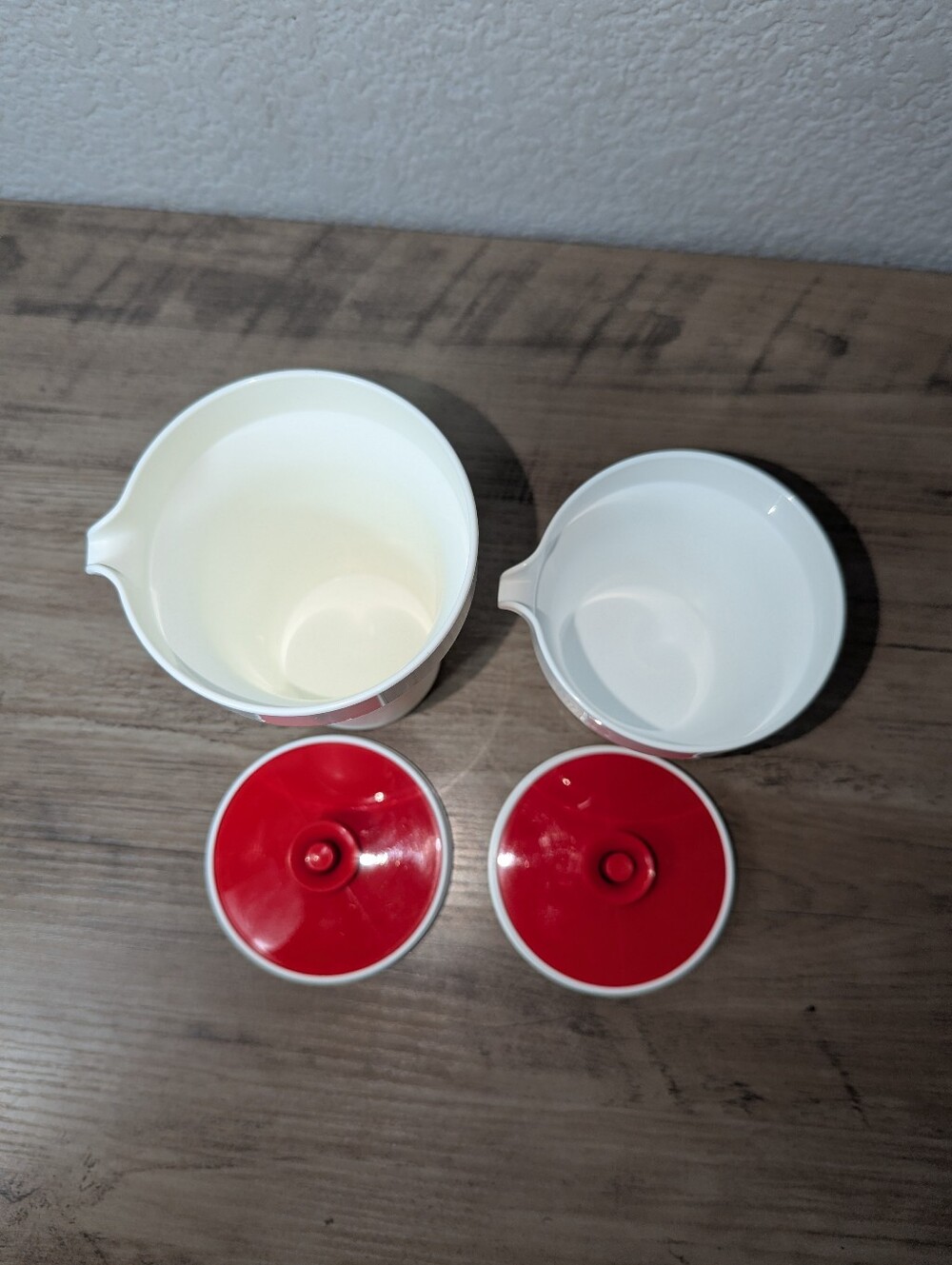 Tupperware Creamer & Sugar Set - Picture 10 of 14